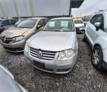 VOLKSWAGEN BORA 2.0 SEDAN 4 PUERTAS DO