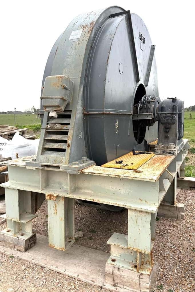 MOTOR 470KW AEG, Cantidad: 1 unidad, Condición: usado. LOC: Olavarria, provincia de Buenos Aires