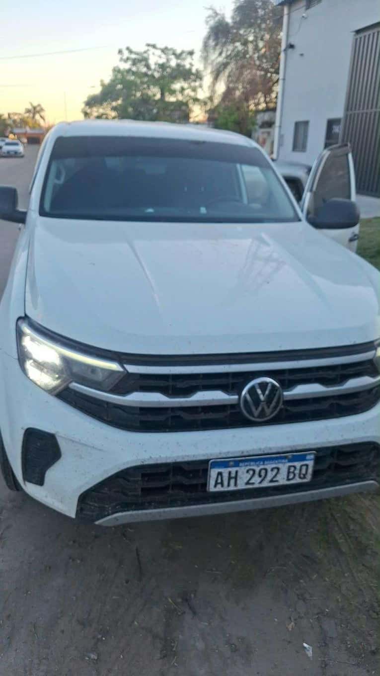 VOLKSWAGEN PICK-UP AMAROK TRENDLINE TDI MT 4X2 G2, Año 2025. DOM: AH292BQ. Ubicación: Resistencia, provincia de Chaco