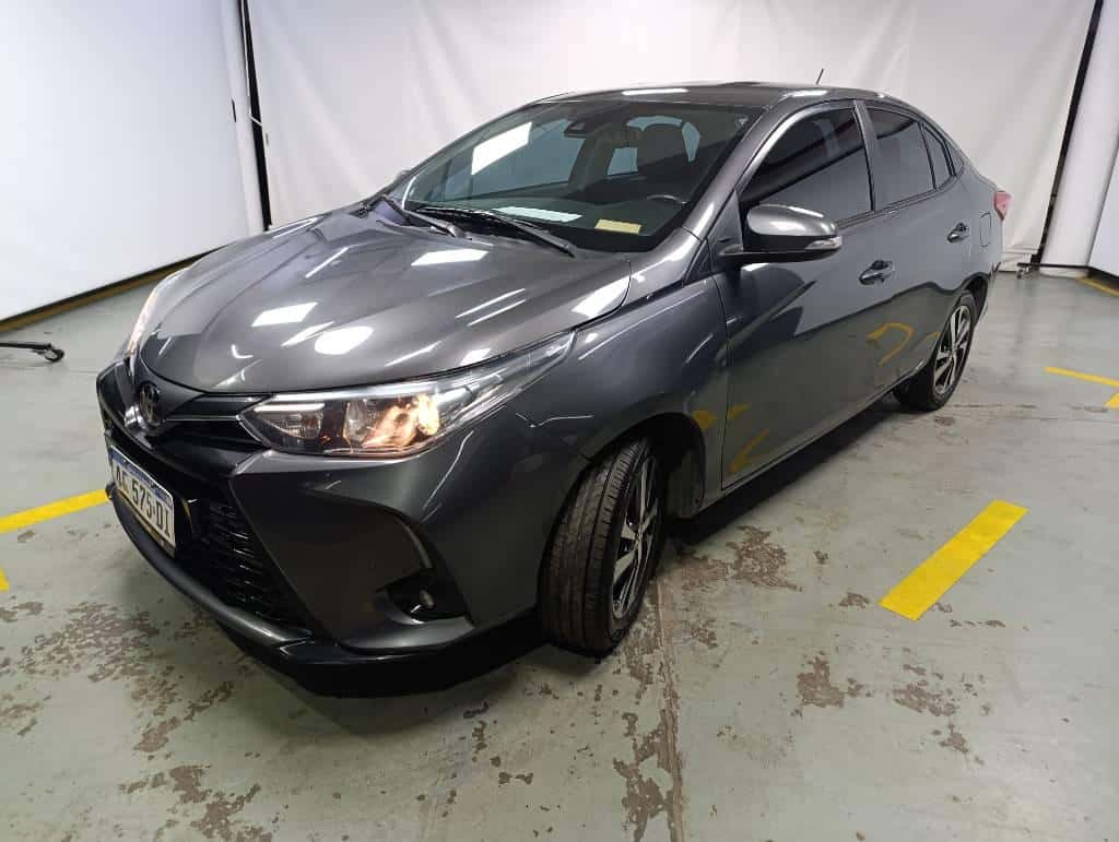 TOYOTA SEDAN 4 PUERTAS YARIS XLS PACK 1.5 CVT, Año 2022. DOM: AF575DI. Ubicación: San Fernando, provincia de Buenos Aires