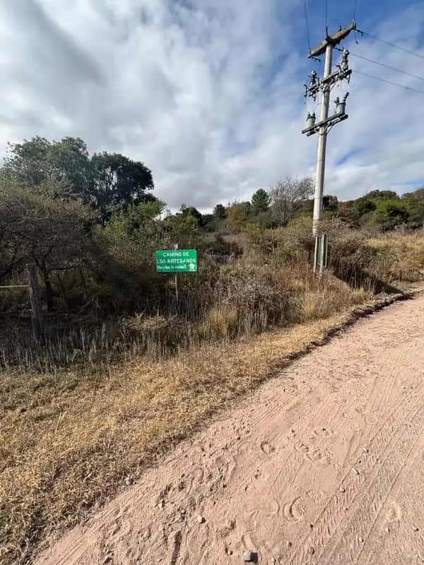 CAMINO DE LOS ARTESANOS 8000 MS APROX OPORTUNIDAD