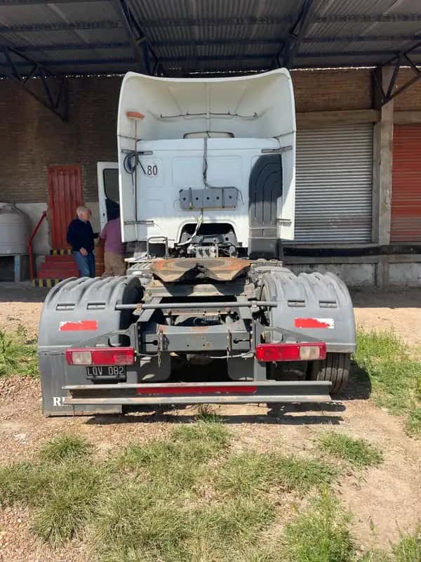 CAMION TRACTOR  RENAULT 320 T