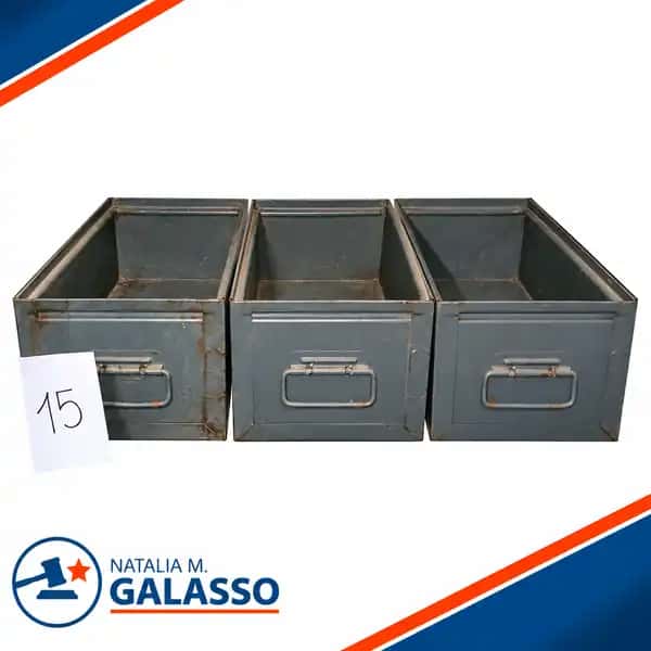 Cajas Industriales con tuercas- bulones etc nuevos