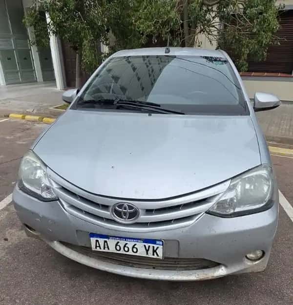 TOYOTA ETIOS 2016