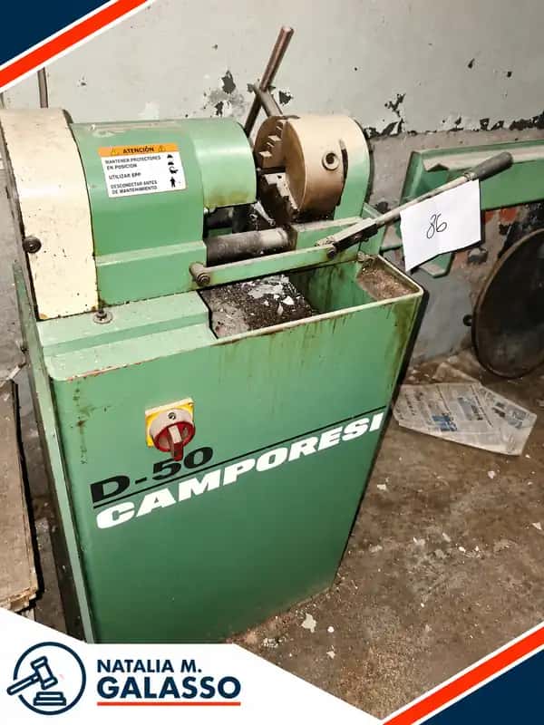 Torno Camporesi d50 con mesa de trabajo