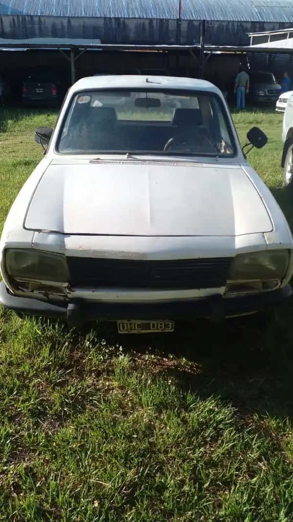 PEUGEOT 504 PUN 5V CON GNC