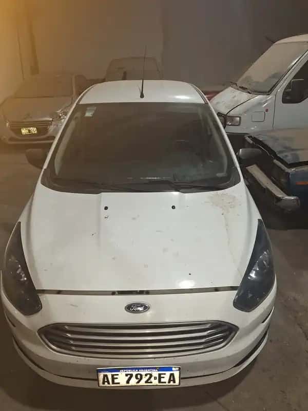 FORD KA 2021 CON BAUL