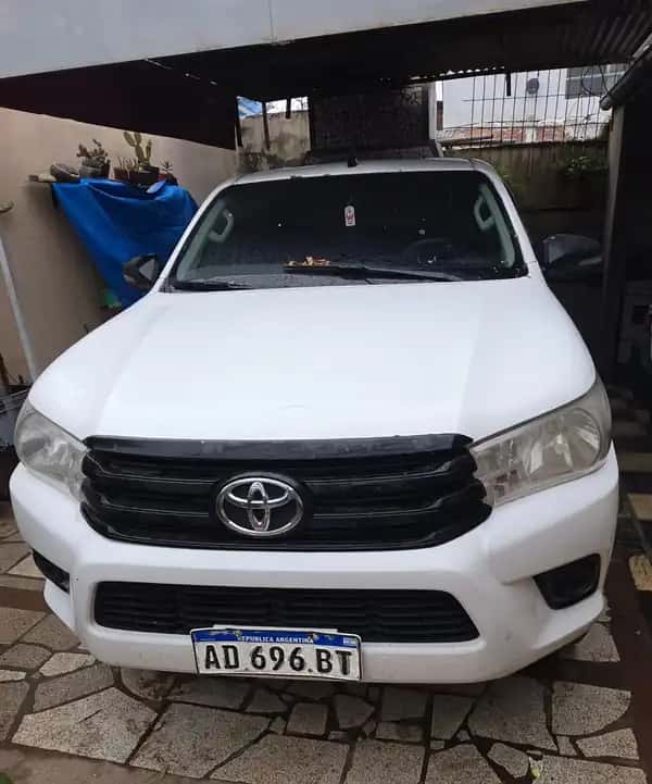 Toyota Hilux 4x2 D/C