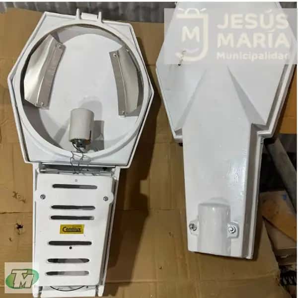 DIEZ LUMINARIAS VIAL Marca CENTILUX