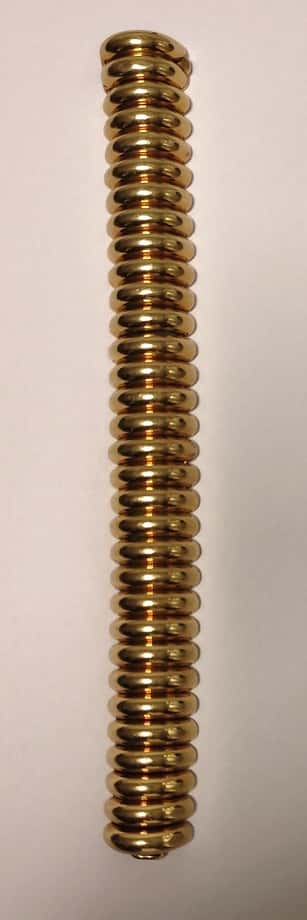 UNA PULSERA ARTICULADA TIPO CORDON REALIZADA EN ORO 18 KTES. CON CIERRE OCULTO. PESO APROX. 78,6 GRS. DETERIOROS EN GRAL. MEDIDA 18,5 CM.