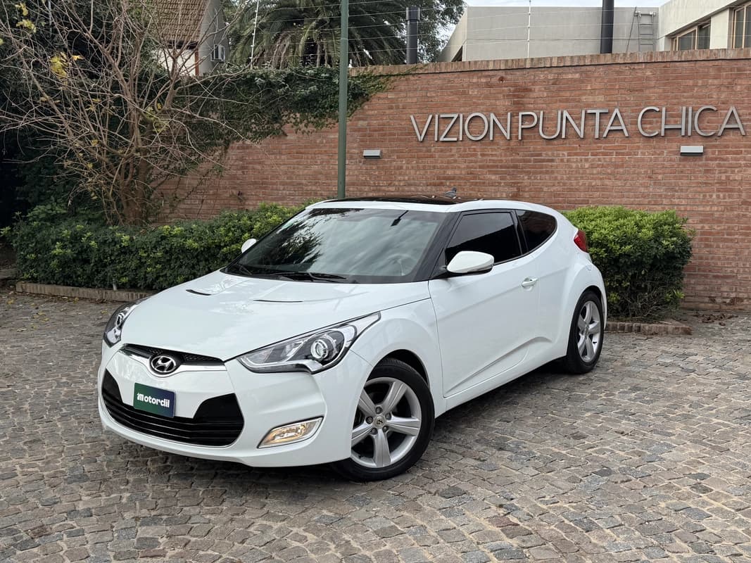 Sin Reserva: 2014 Hyundai Veloster AT