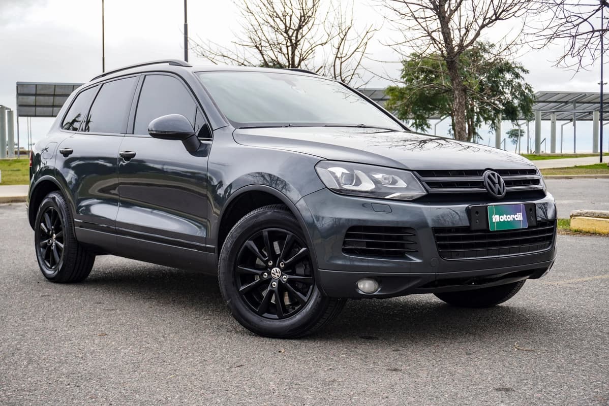 118K-KM 2012 Volkswagen Touareg V8 4.2 FSI Premium