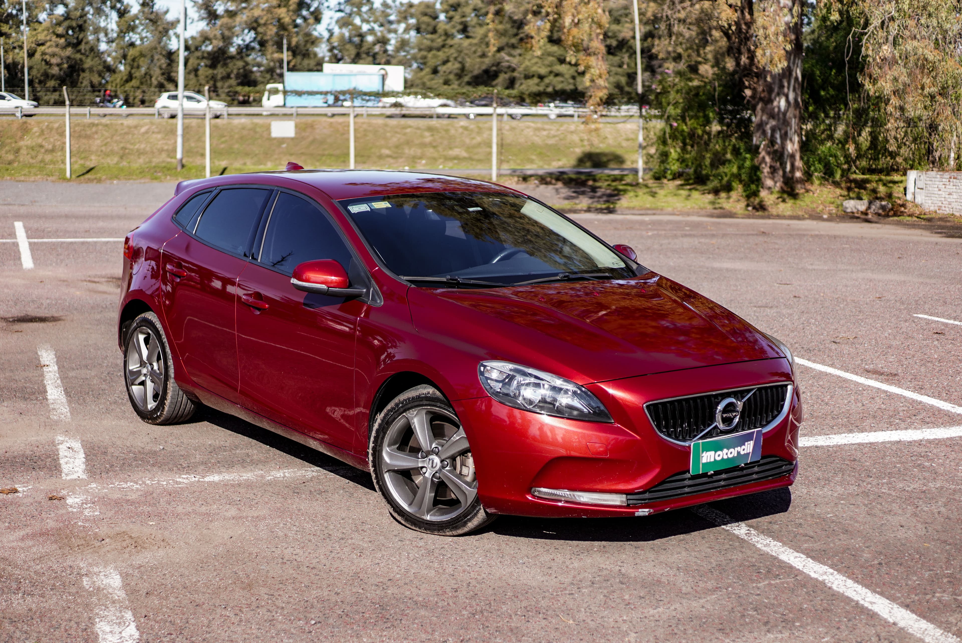 Sin Reserva: 89K-KM 2018 Volvo V40 T4 Momentum