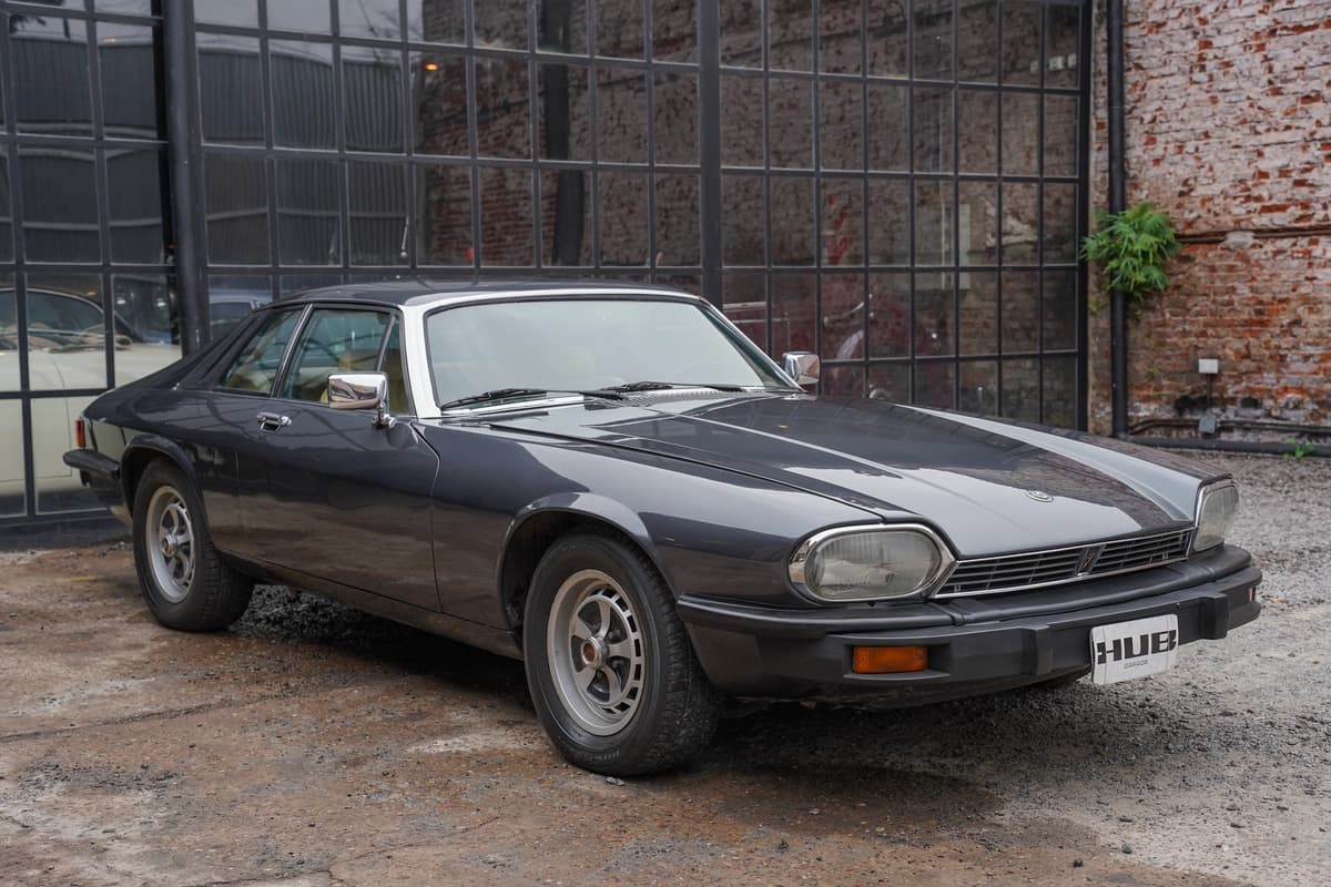 92K-KM 1983 Jaguar XJS V12 4MT 