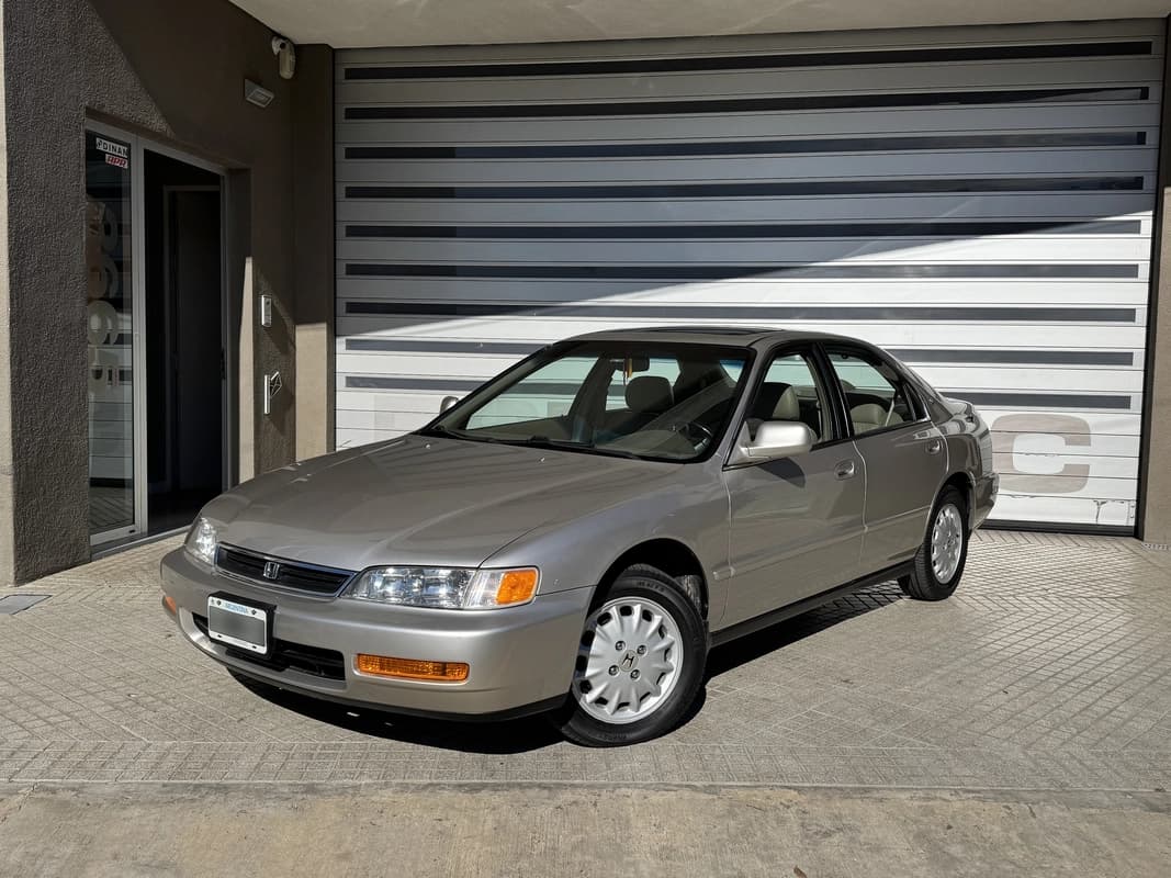 Sin Reserva: 55K-KM 1997 Honda Accord 2.2 EX-R