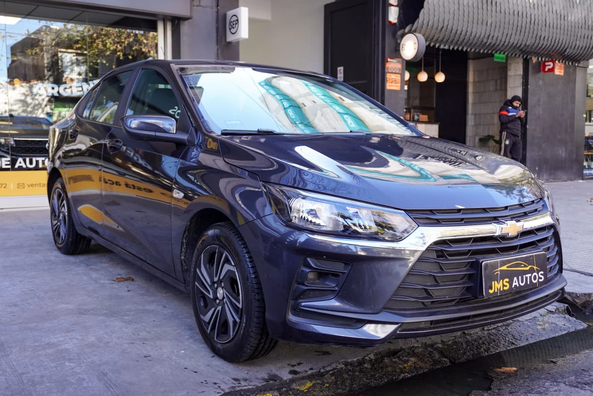 25K-KM 2025 Chevrolet Onix Plus Turbo LT