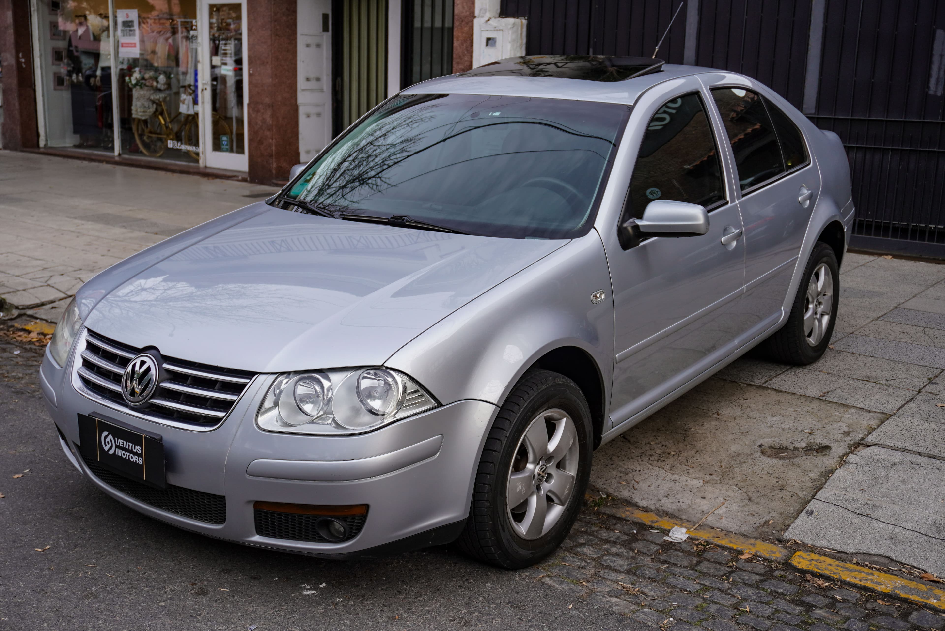 116K-KM 2011 Volkswagen Bora 2.0 Trendline AT