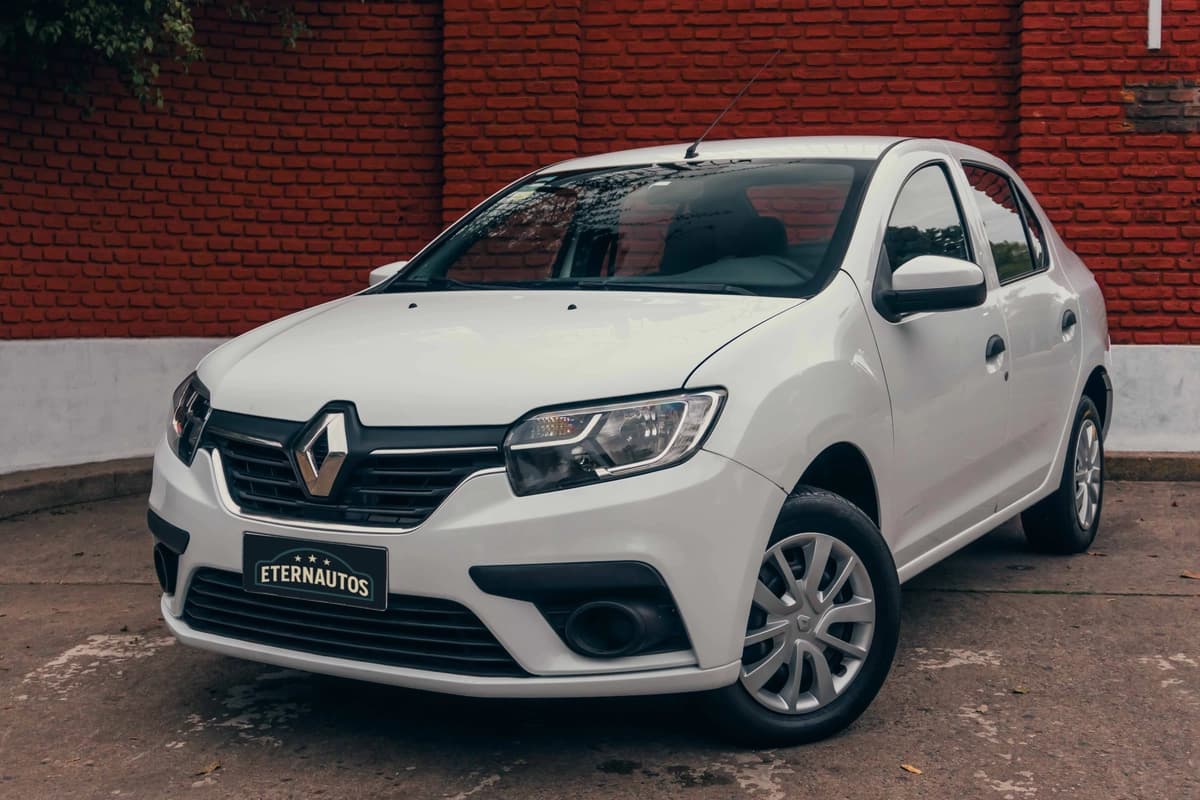 Sin Reserva: Único Dueño 2022 Renault Logan Life