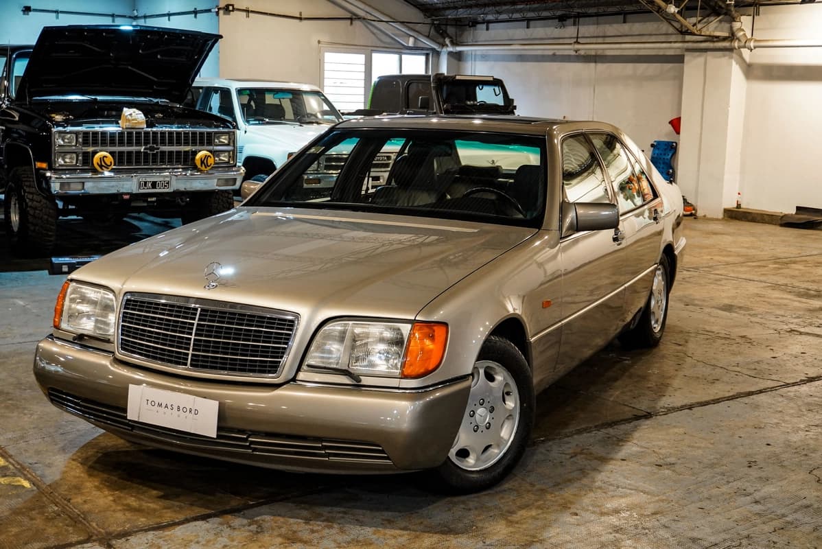 Sin Reserva: 1992 Mercedes-Benz 300 SE