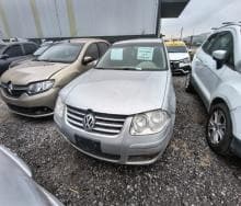 VOLKSWAGEN BORA 2.0 SEDAN 4 PUERTAS DO