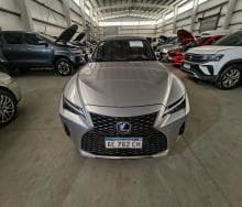 LEXUS IS 300H LUXURY SEDAN 4 PUERTAS D
