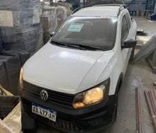 PICK UP CABINA DOBLE VOLKSWAGEN SAVEIR