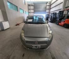FIAT PUNTO ATTRACTIVE 1.4 8V SEDAN 5 P