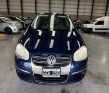 VOLKSWAGEN VENTO 2.5 SEDAN 4 PTAS DOMI