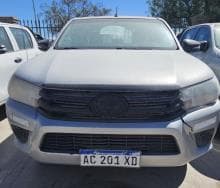 TOYOTA HILUX 4X4 D/C DX 2.4 TDI 6 M/T