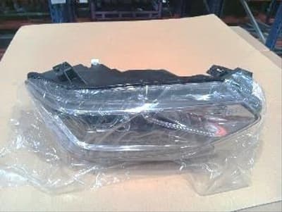Faros delanteros para Tracker, Cantidad: 1595 unidades, Condición: sin uso. LOC: Alvear, provincia de Santa Fe
