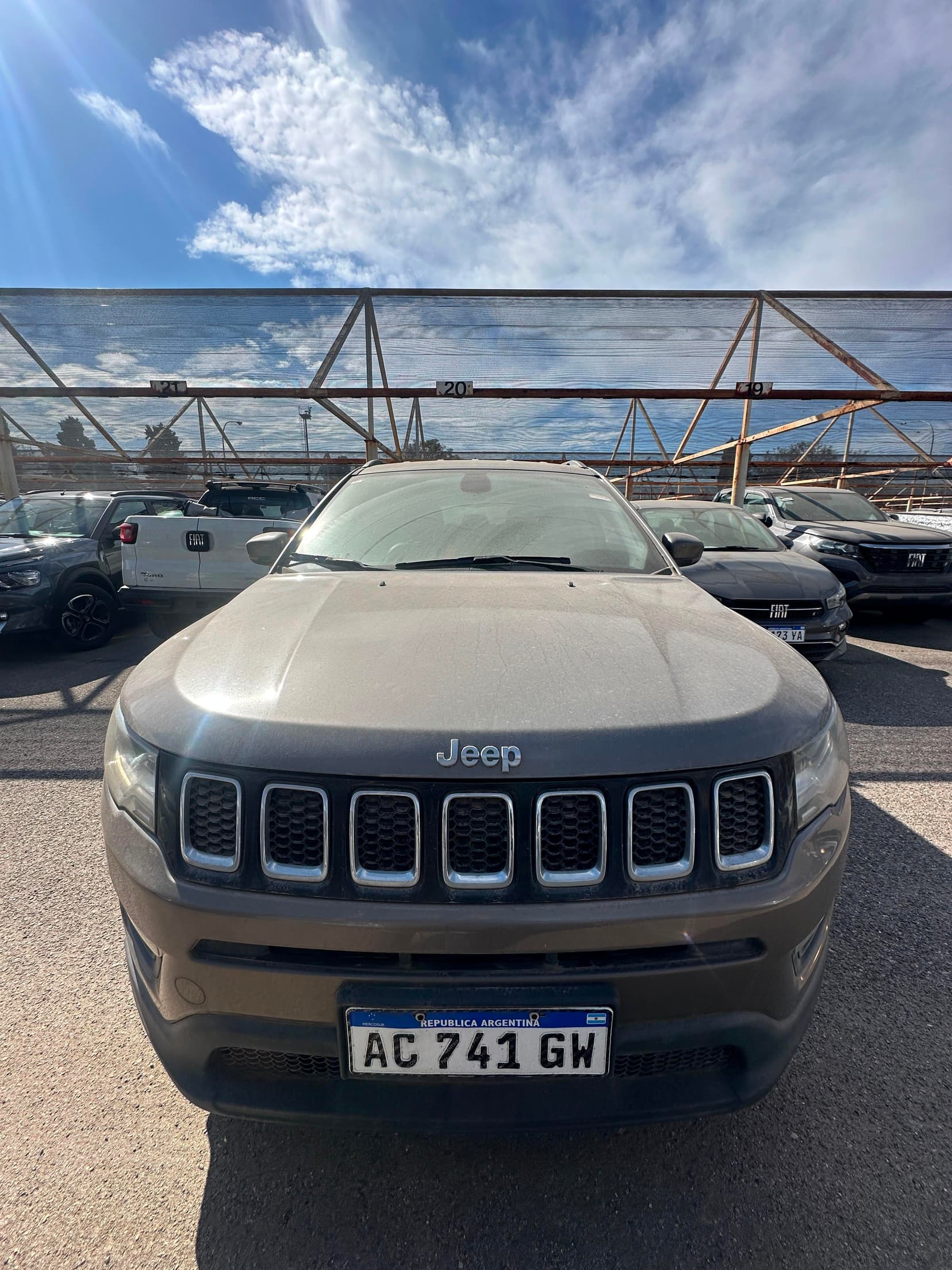 JEEP TODO TERRENO COMPASS LONGITUDE 2.4 AT9 AWD, Año 2018. DOM: AC741GW. Ubicación: Córdoba, provincia de Córdoba