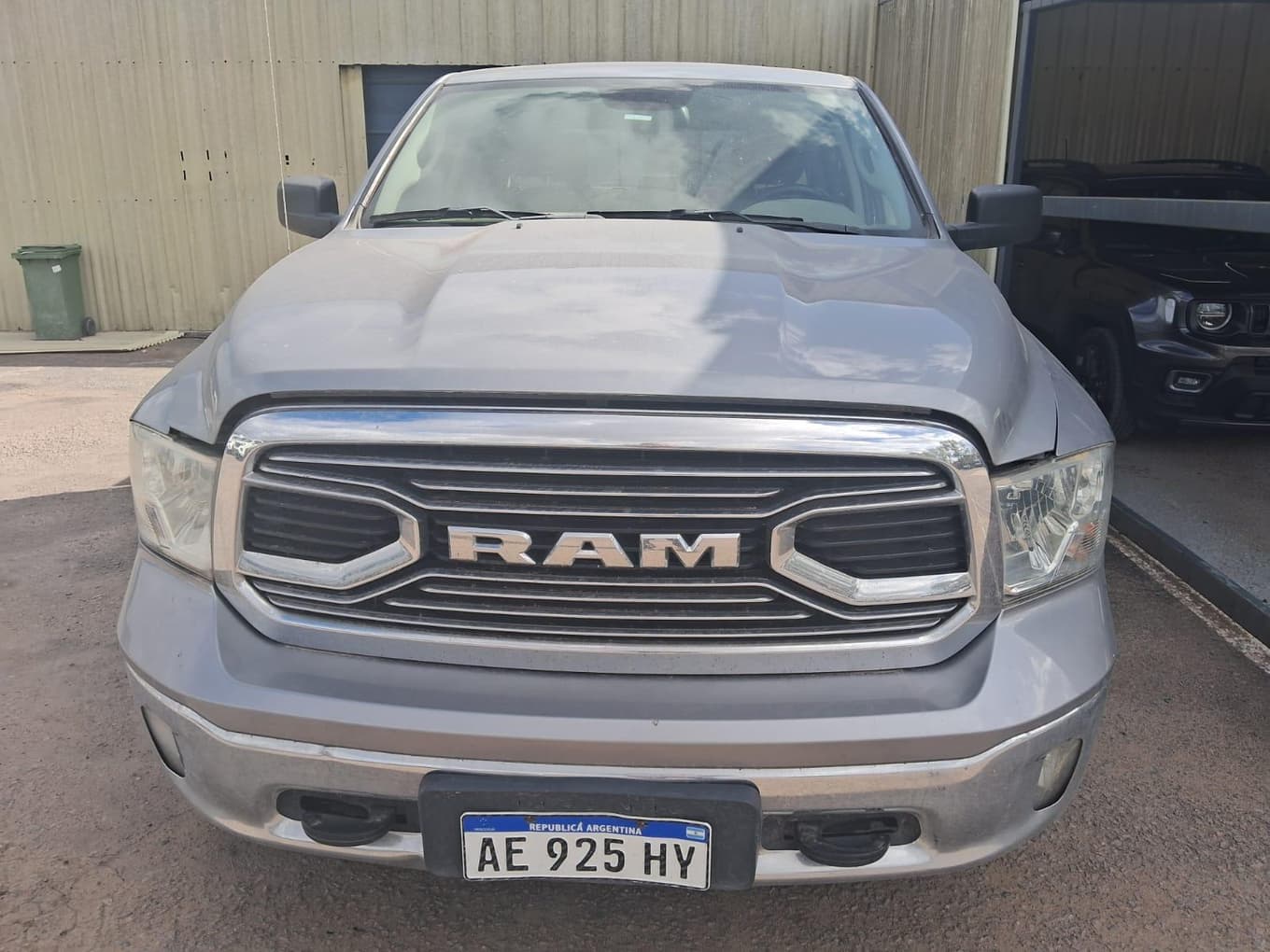 RAM PICK-UP CABINA DOBLE RAM 1500 5.7 V8 LARAMIE 4X4, Año 2020. DOM: AE925HY. Ubicación: El Palomar, provincia de Buenos Aires