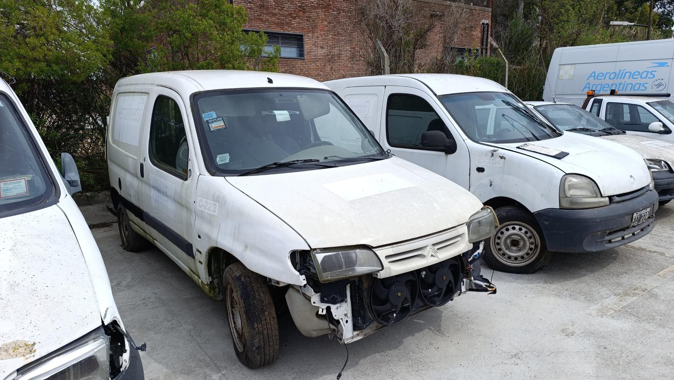PEUGEOT FURGON PARTNER FURGON 1.9D PRESENCE, Año 2005. DOM: EUI330. Ubicación: Ezeiza, provincia de Buenos Aires