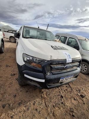 FORD Pick-up Ranger CS 4x2 XL 2.2L, Año 2017. DOM: AB767AY. Ubicación: AÑELO, provincia de Neuquén