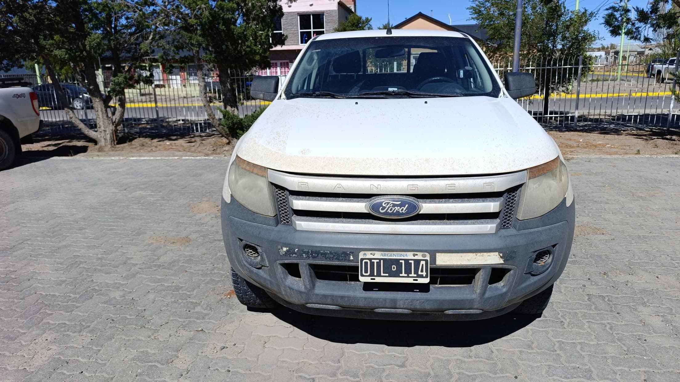 FORD PICK-UP RANGER2 DC 4X4 XL SAFETY 2.2L DSL, Año 2015. DOM: OTL114. Ubicación: Cañadon Seco, provincia de Santa Cruz