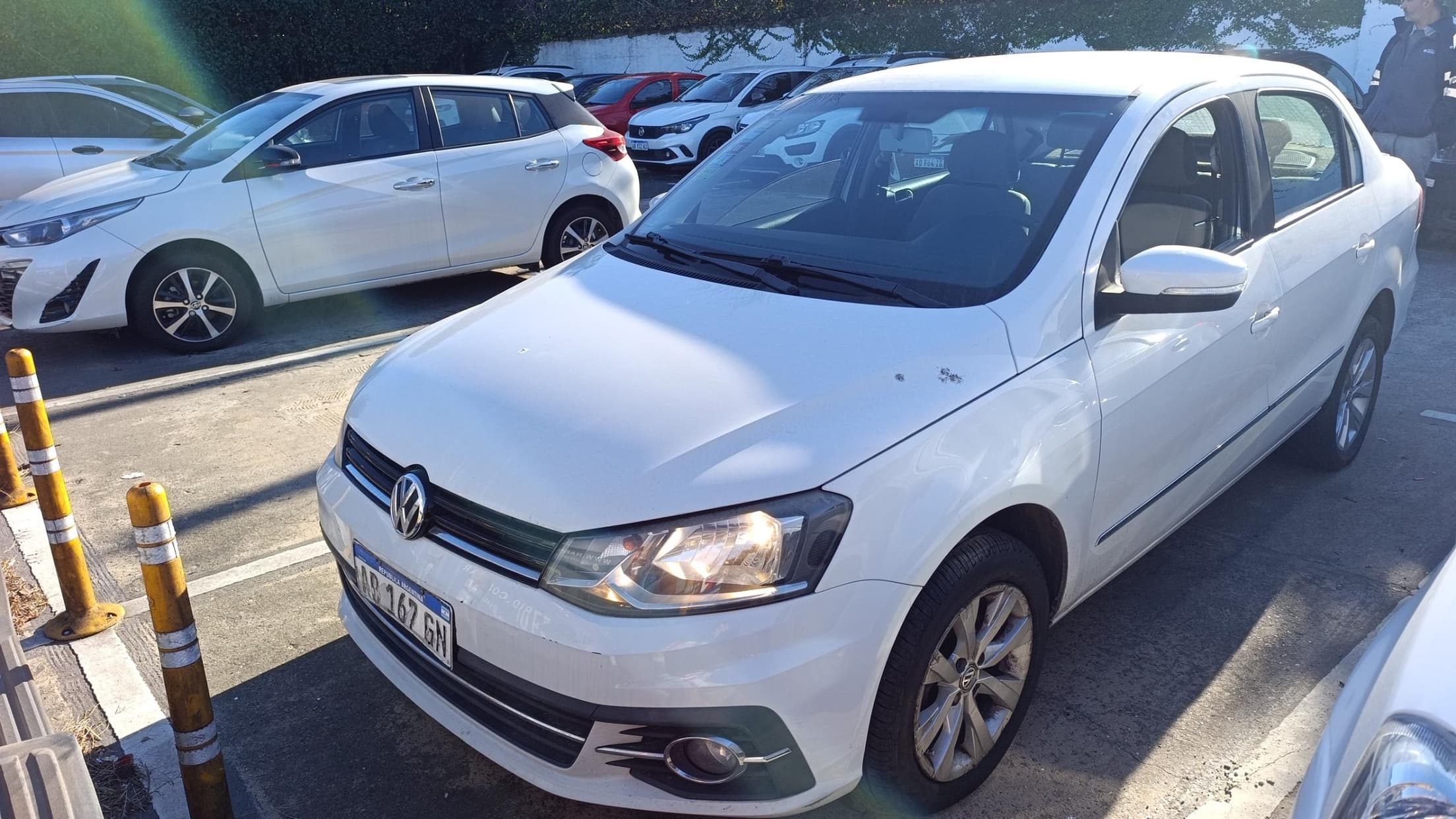 VOLKSWAGEN SEDAN 4 PUERTAS VOYAGE 1.6 MSI, Año 2017. DOM: AB167GN. Ubicación: Boulogne, provincia de Buenos Aires