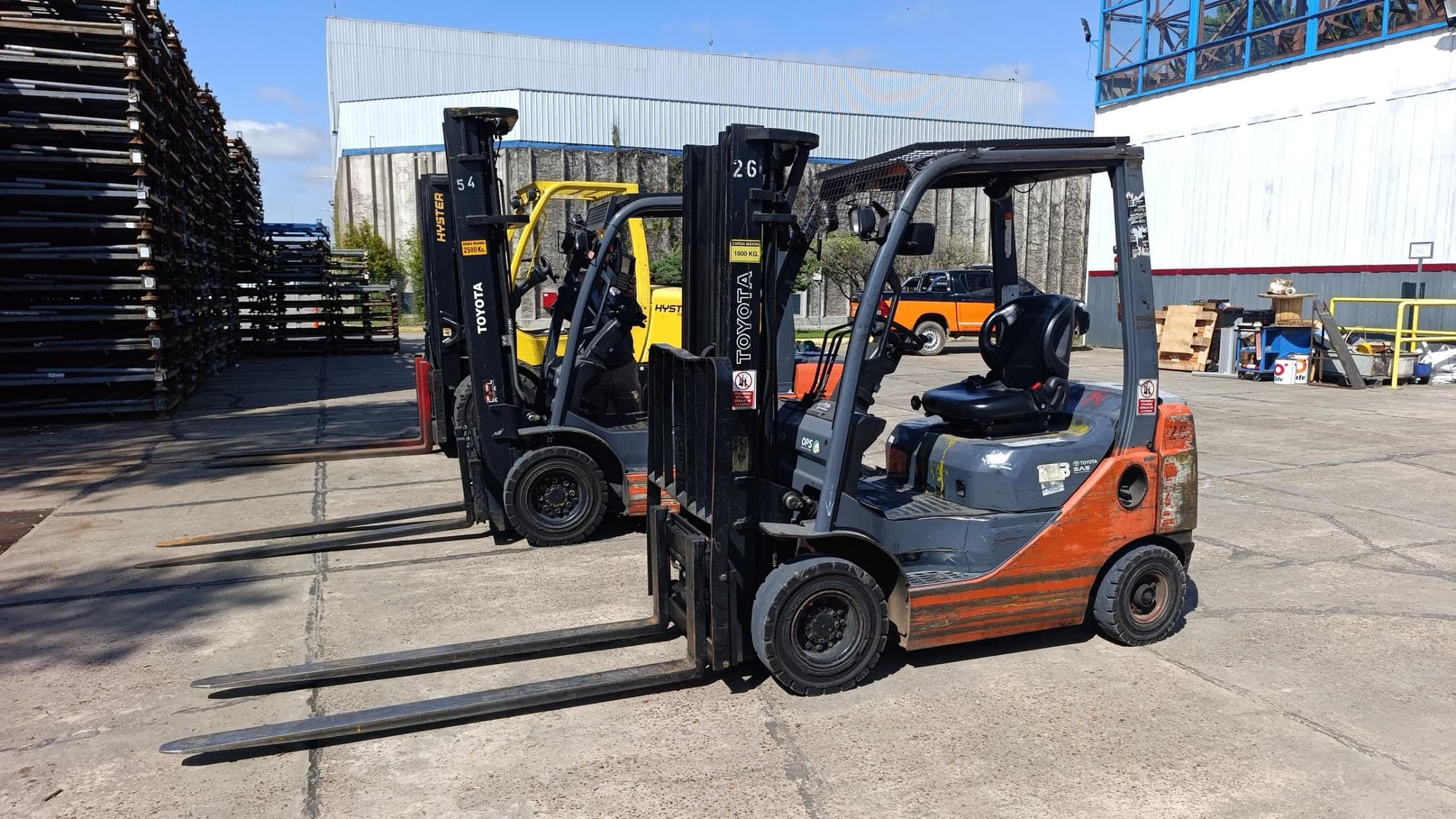 AUTOELEVADOR TOYOTA 608FD18, Año: 2008, Cantidad: 1 unidad, Condición: usado. LOC: SAN FERNANDO, provincia de Buenos Aires