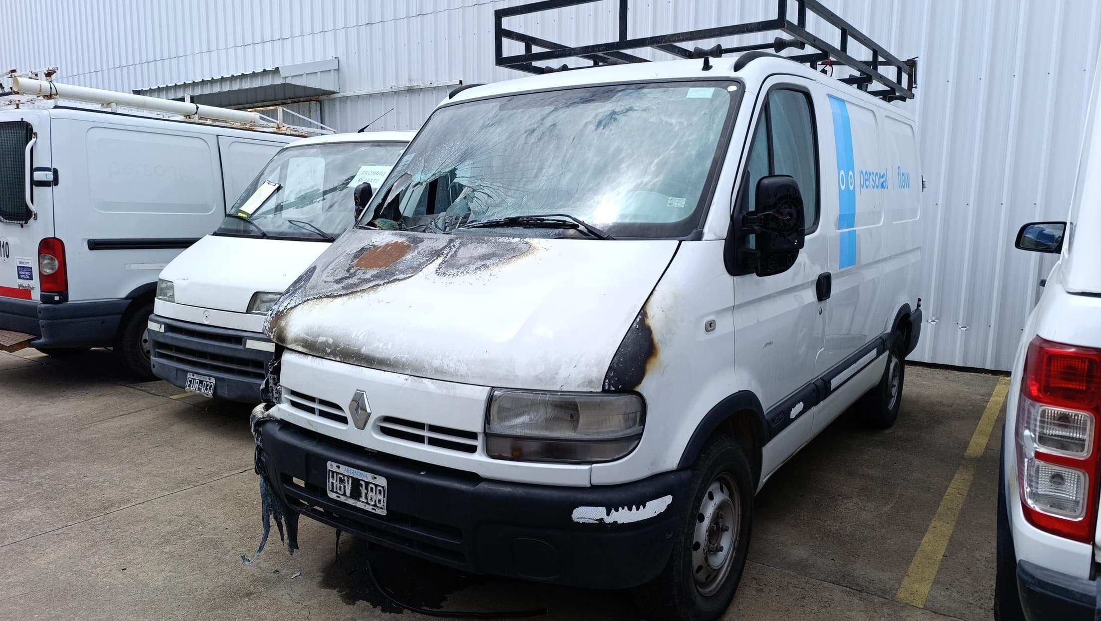 RENAULT FURGON MASTER DCI 120 CORTO, Año 2008. DOM: HGV188. Ubicación: Rosario, provincia de Santa Fe