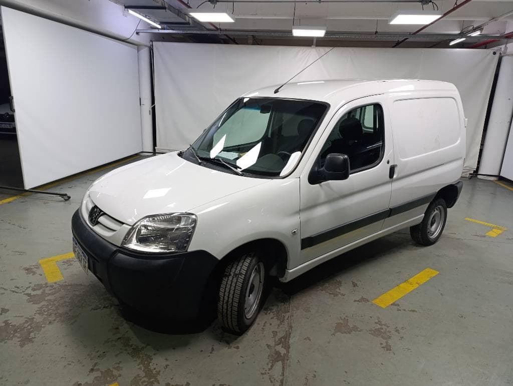 PEUGEOT FURGON PARTNER CONFORT 1.6 115 AM22, Año 2023. DOM: AF807SF. Ubicación: San Fernando, provincia de Buenos Aires