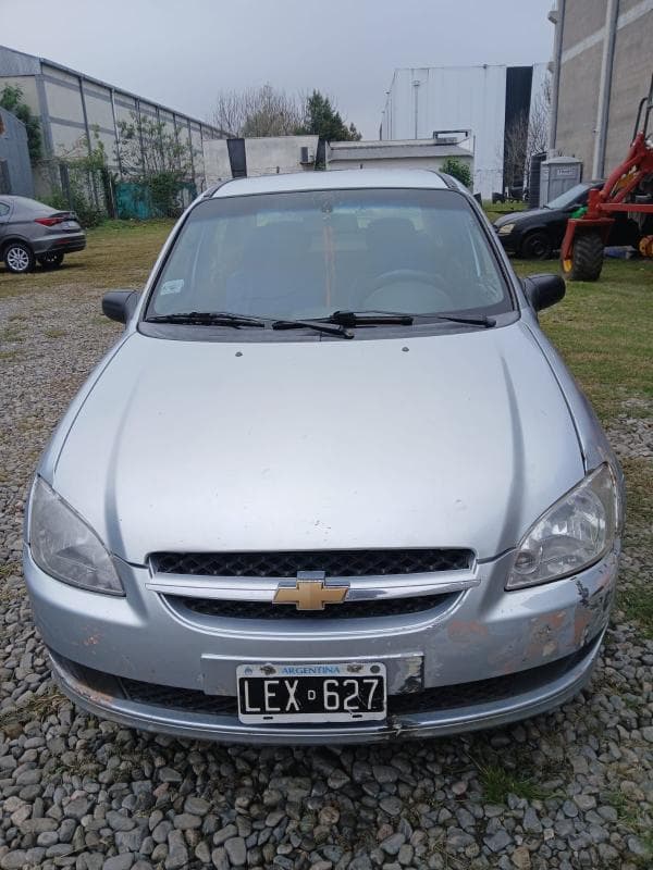 CHEVROLET SEDAN 4 PUERTAS CLASSIC 4 PTAS LS AATDIR. 1.4N, Año 2012. DOM: LEX627. Ubicación: San Miguel de Tucumán, provincia de Tucumán