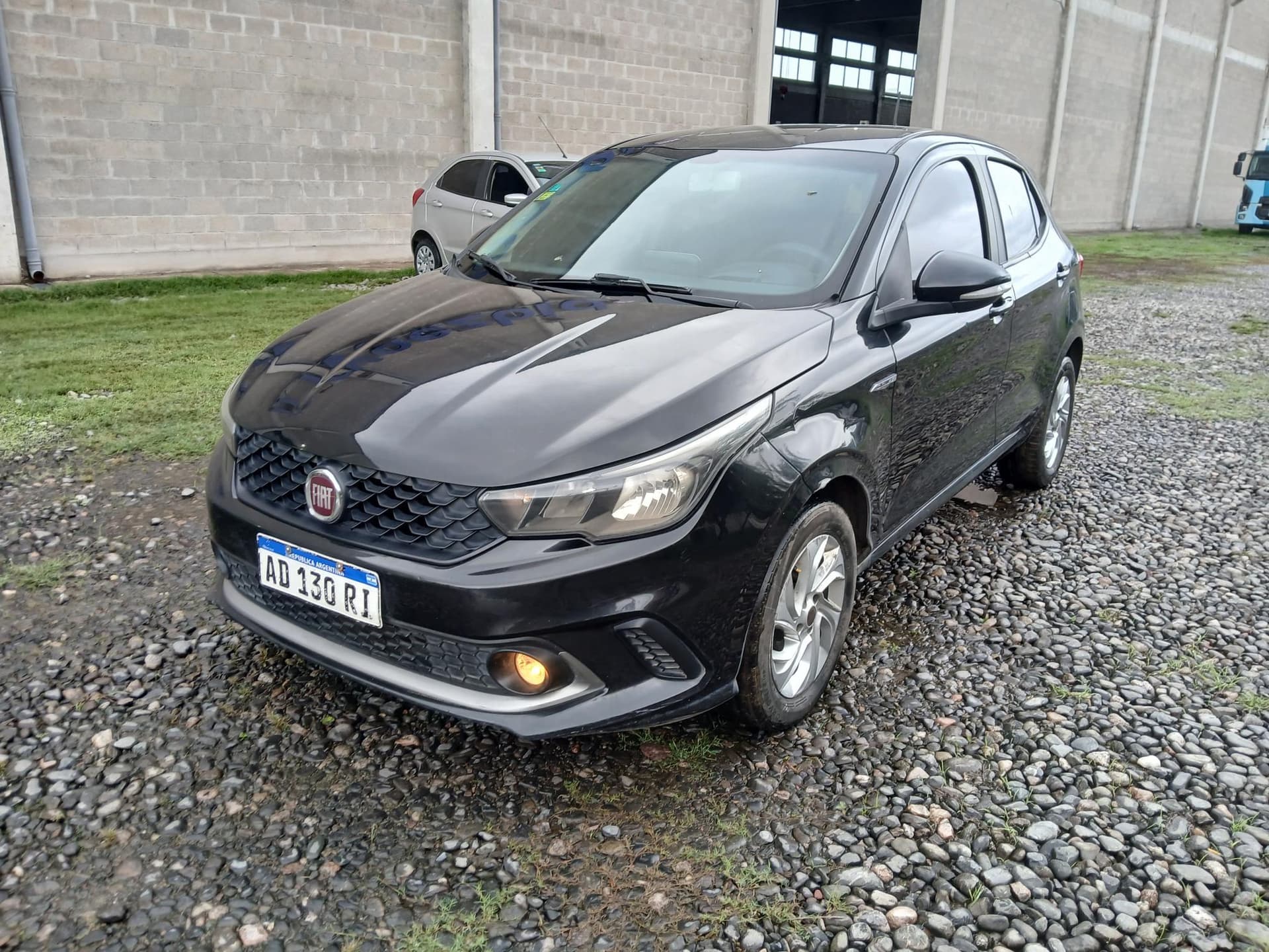 FIAT SEDAN 5 PUERTAS ARGO DRIVE 1.3, Año 2018. DOM: AD130RI. Ubicación: Playa San Miguel de Tucumán, provincia de Tucumán