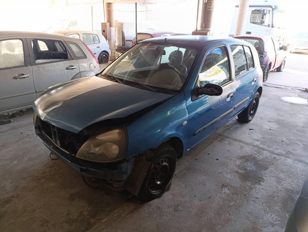 RENAULT SEDAN 5 PTAS CLIO2 F2 RN DIE EXPRESION, Año 2003. DOM: EDL053. Ubicación: San Fernando, provincia de Buenos Aires