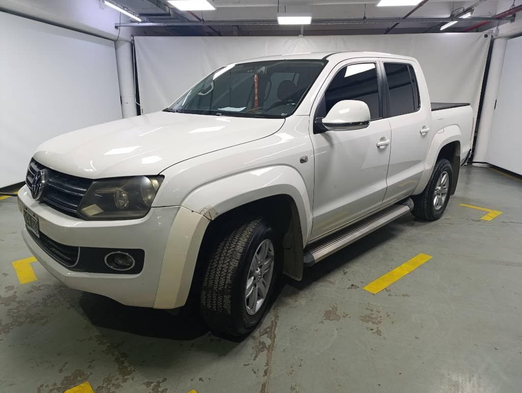 VOLKSWAGEN PICK UP AMAROK 2.0L TDI 180 CV 4X2 928, Año 2013. DOM: NAN321. Ubicación: San Fernando, provincia de Buenos Aires