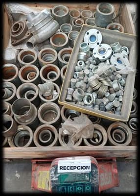 Accesorios de Acero al Cabono, Cantidad: 8 pallets, Condición: sin uso. LOC: Canning, provincia de Buenos Aires