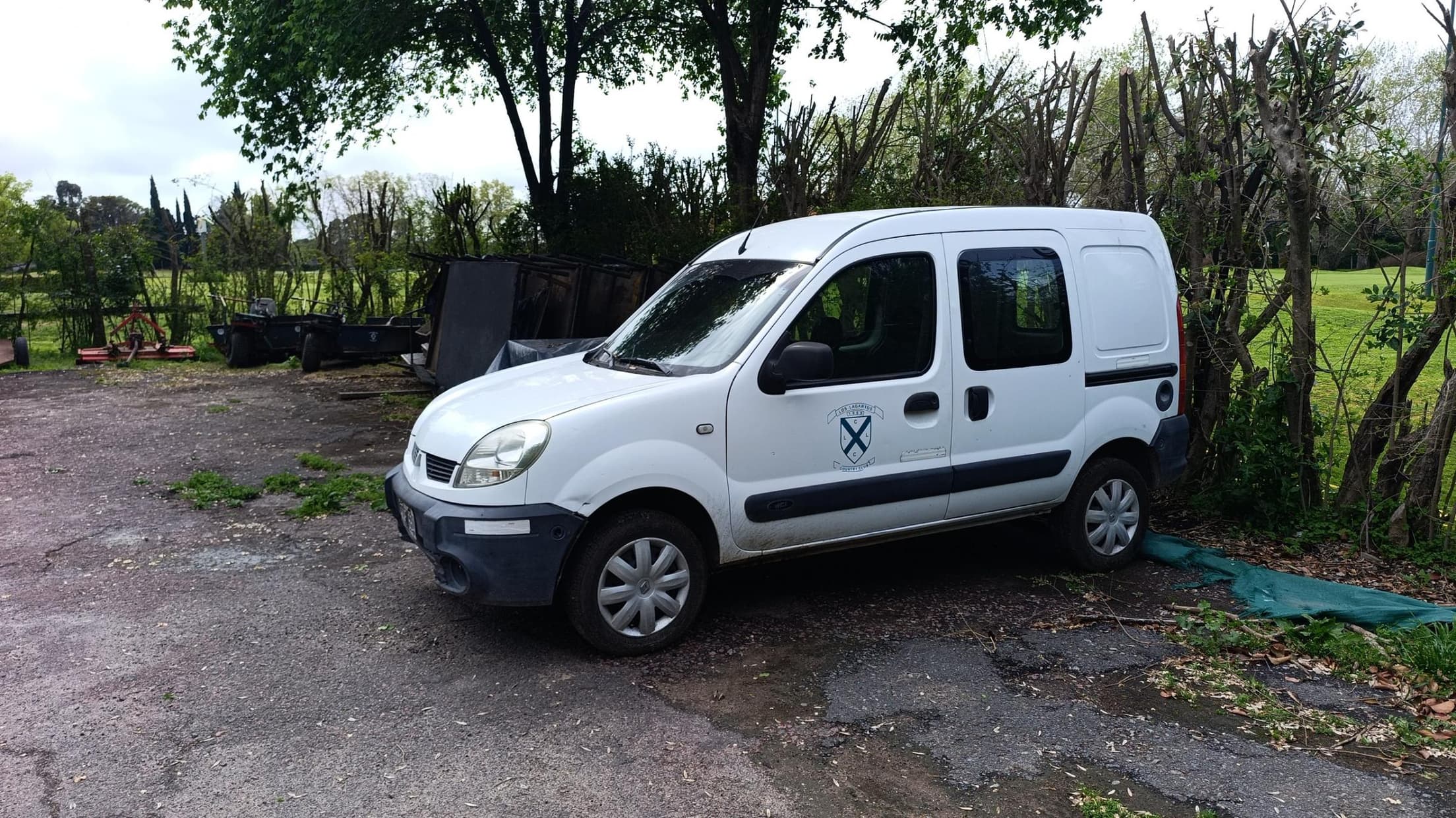 RENAULT FURGON VIDRIADO C/ASIENTOS KANGOO GRAND CONFORT 1.5 DCI 2P, Año 2009. DOM: HUF684. Ubicación: Pilar, provincia de Buenos Aires