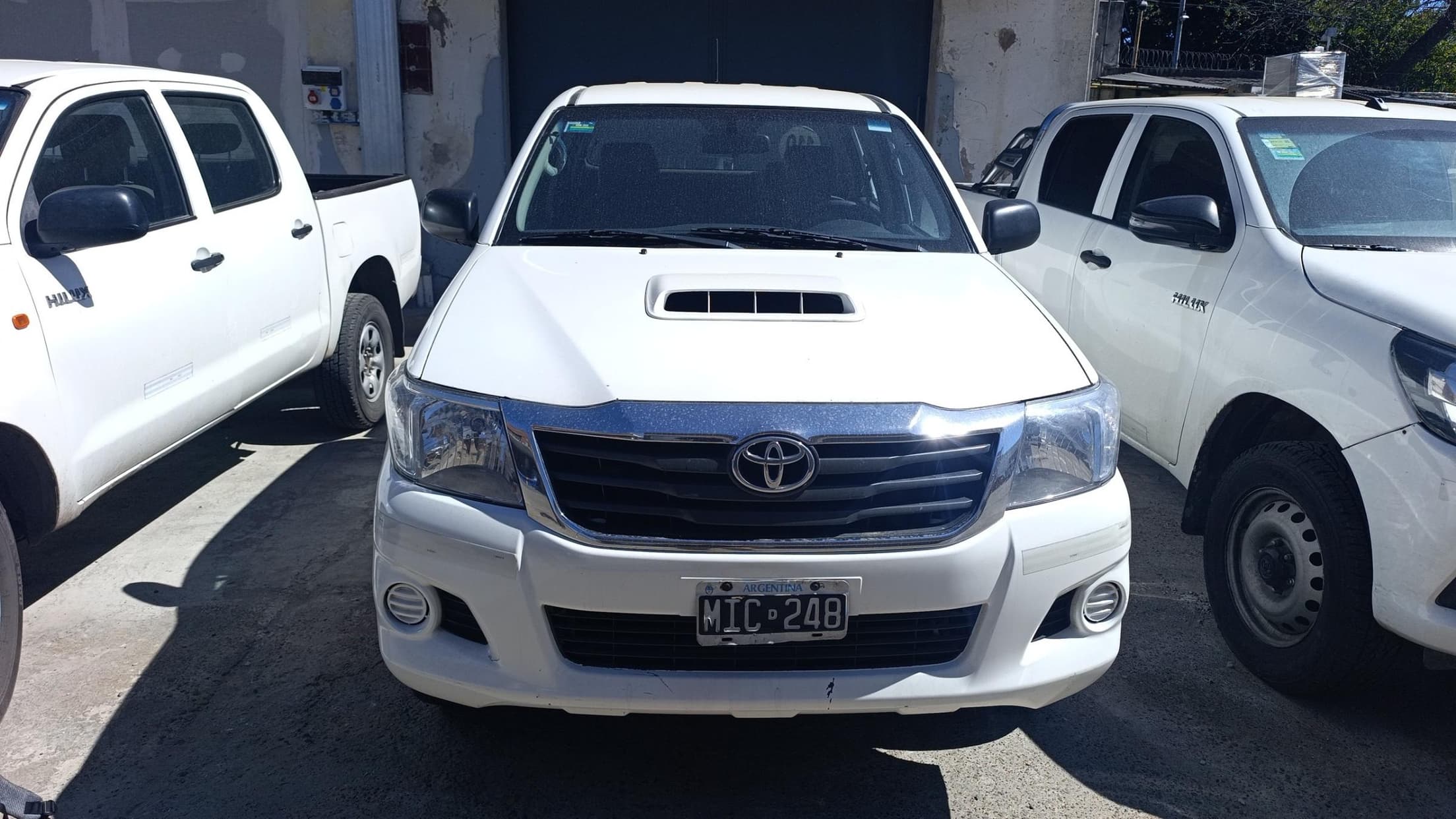 TOYOTA PICK-UP HILUX 4X2 CABINA DOBLE DX PACK 2.5 TDI, Año 2013. DOM: MIC248. Ubicación: Ciudad Autónoma de Buenos Aires