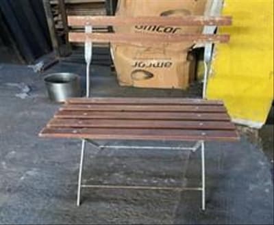 Sillas Plegables de Madera , Cantidad: 60 Unidades, Condición: usado, con posibles faltantes. LOC: Ciudad Autónoma de Buenos Aires