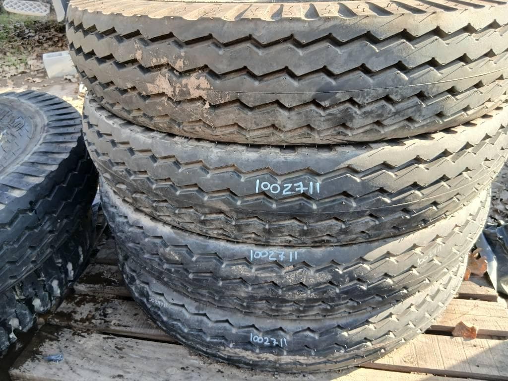 Cubiertas Goodyear y Pirelli, Cantidad: 7 unidades, Condición: sin uso. LOC: San Fernando, provincia de Buenos Aires