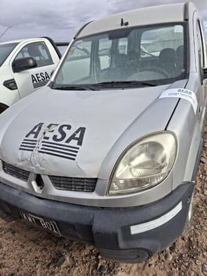 RENAULT SEDAN 4 PTAS KANGOO AUTH. 1.5 DCI DA AA CD 1P, Año 2012. DOM: KWY801. Ubicación: AÑELO, provincia de Neuquén