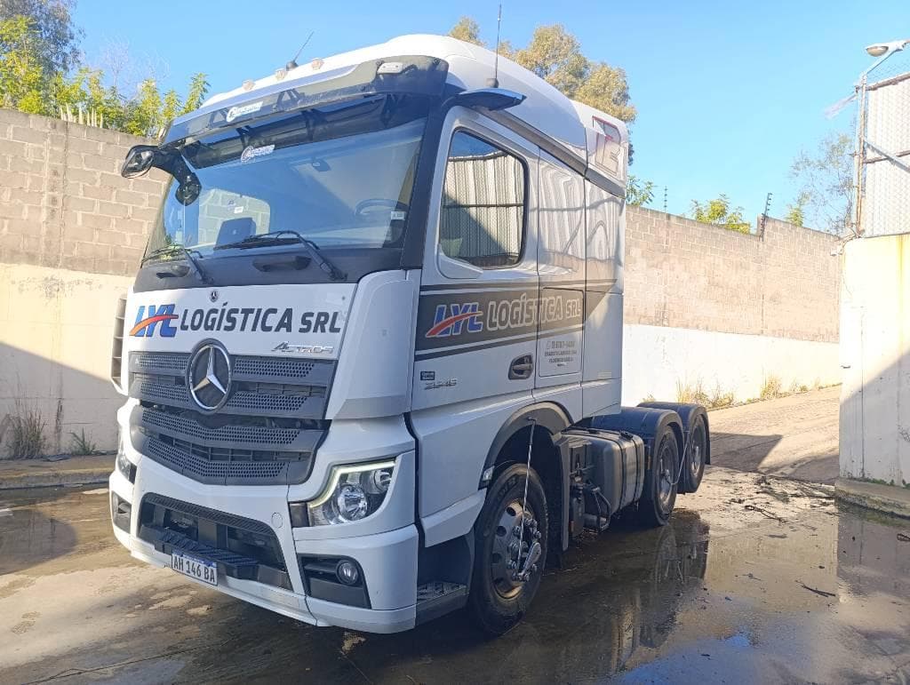 MERCEDES BENZ TRACTOR C/CABINA DORMITORIO ACTROS 2548 LS, Año 2025. DOM: AH146BA. Ubicación: San Fernando, provincia de Buenos Aires